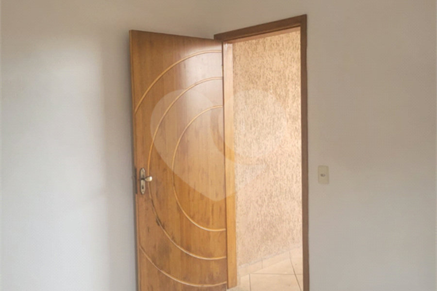 Sobrado à venda com 4 quartos em Tremembé, São Paulo, SP