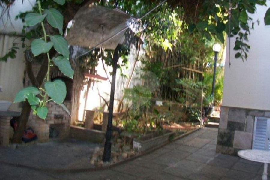 Casa à venda com 3 quartos, sendo 2 suítes, em Santana, São Paulo, SP