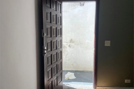 Sobrado à venda com 3 quartos, sendo 1 suíte,  em Parque Maria Domitila, São Paulo, SP