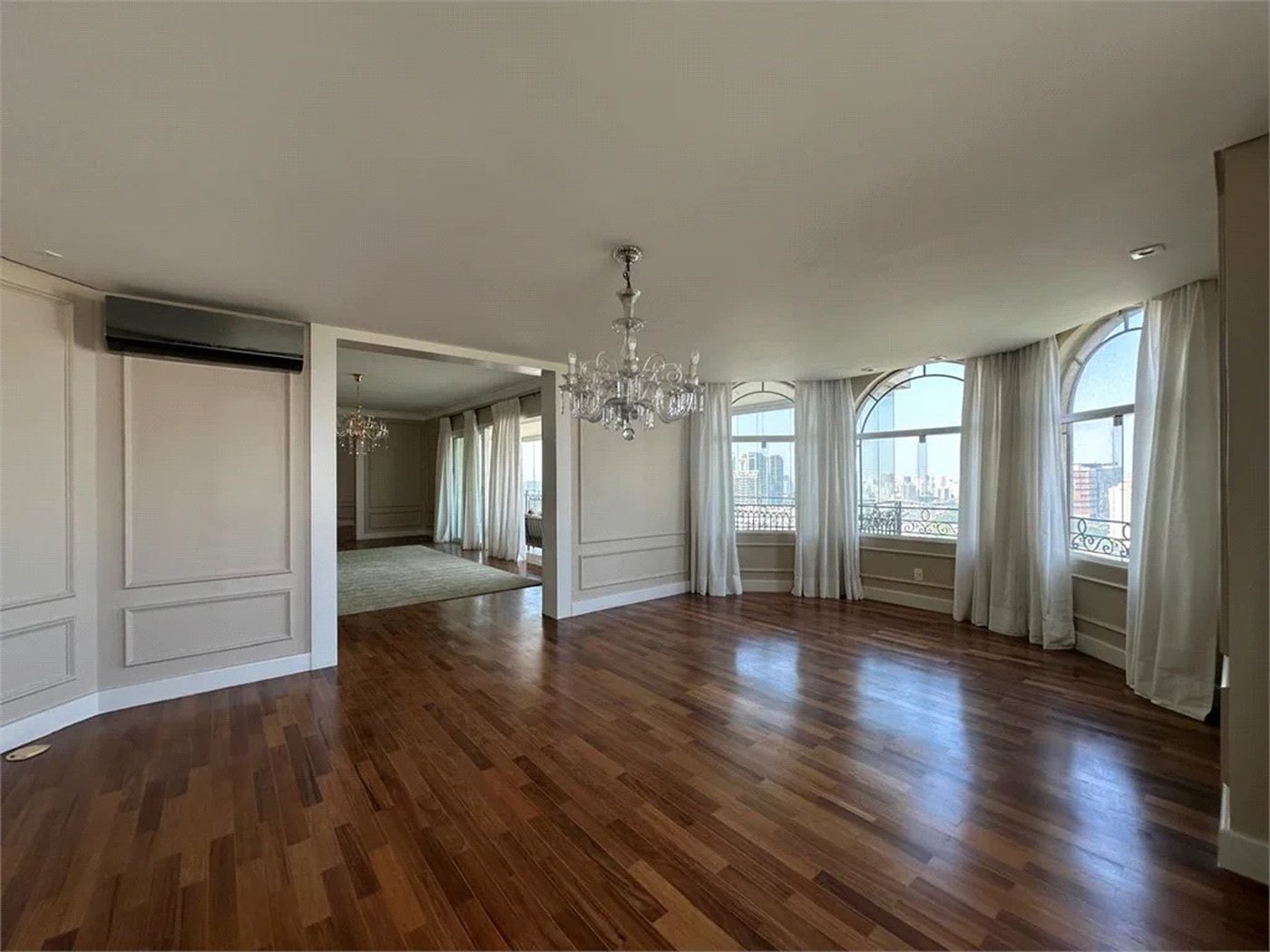 Apartamento para alugar com 4 suítes em Jardim Fonte do Morumbi, São Paulo, SP