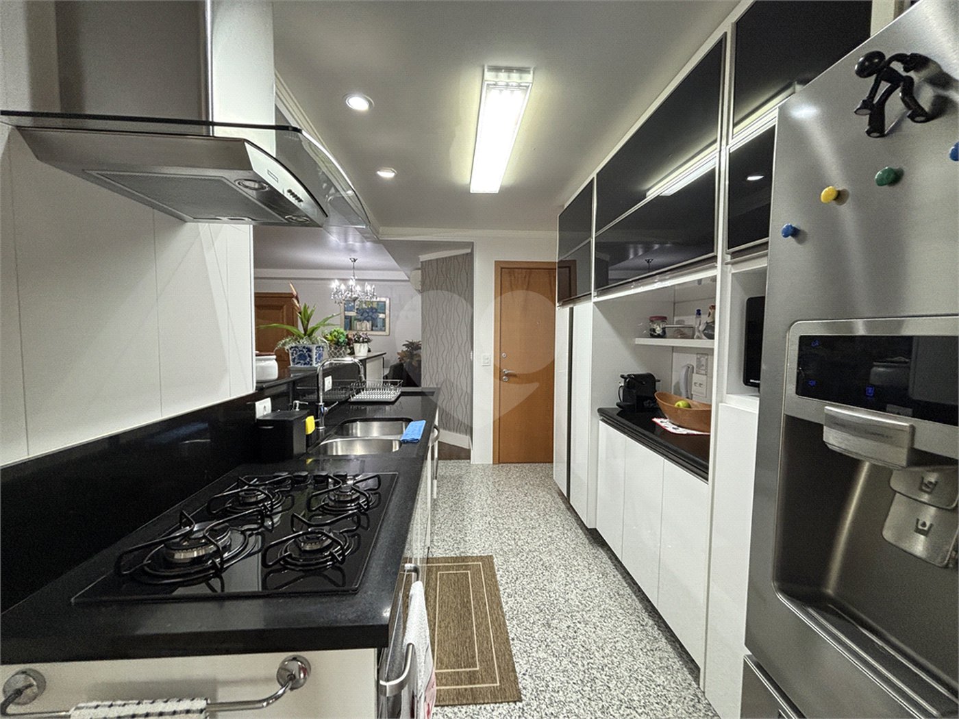 Apartamento à venda com 3 quartos, sendo 2 suítes, em Santana, São Paulo, SP