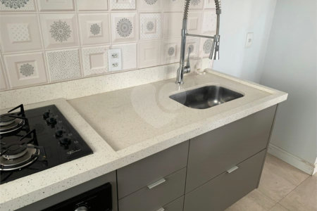 Apartamento à venda com 2 quartos em Cambuci, São Paulo, SP