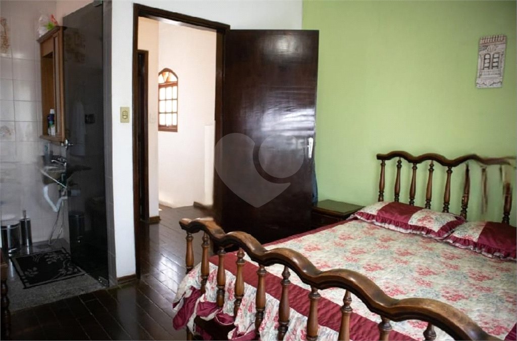 Casa à venda com 3 quartos, sendo 1 suíte, em Vila Gustavo, São Paulo, SP