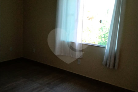 Casa à venda com 4 quartos, sendo 1 suíte, no condomínio Monte Líbano, Rio de Janeiro - RJ