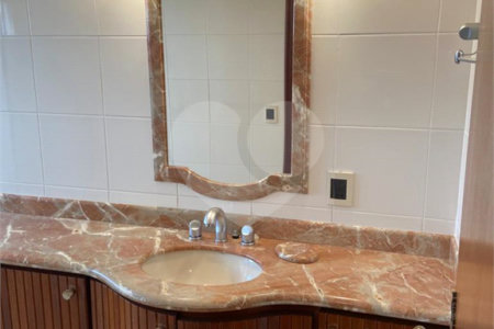 Apartamento à venda com 4 quartos, sendo 3 suítes, no Centro, Campinas, SP