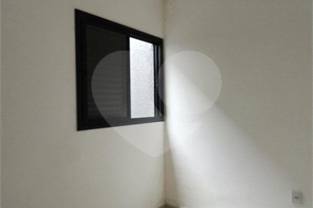 Apartamento à venda com 2 quartos em Parque Maria Luiza, São Paulo, SP