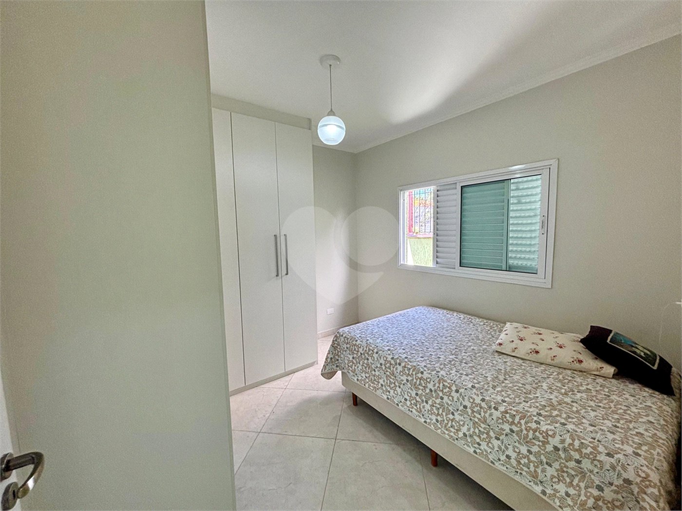 Casa à venda ou para alugar com 6 quartos, sendo 1 suíte, em Residencial/Comercial, Guarulhos, SP