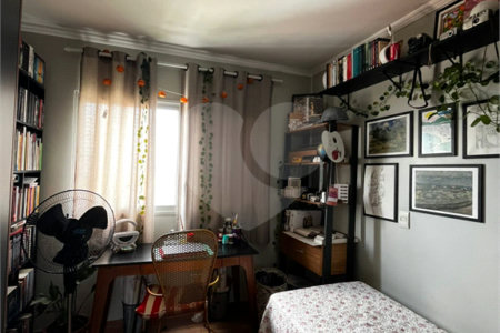Apartamento à venda com 3 quartos, sendo 1 suíte,  em Alto da Lapa, São Paulo, SP