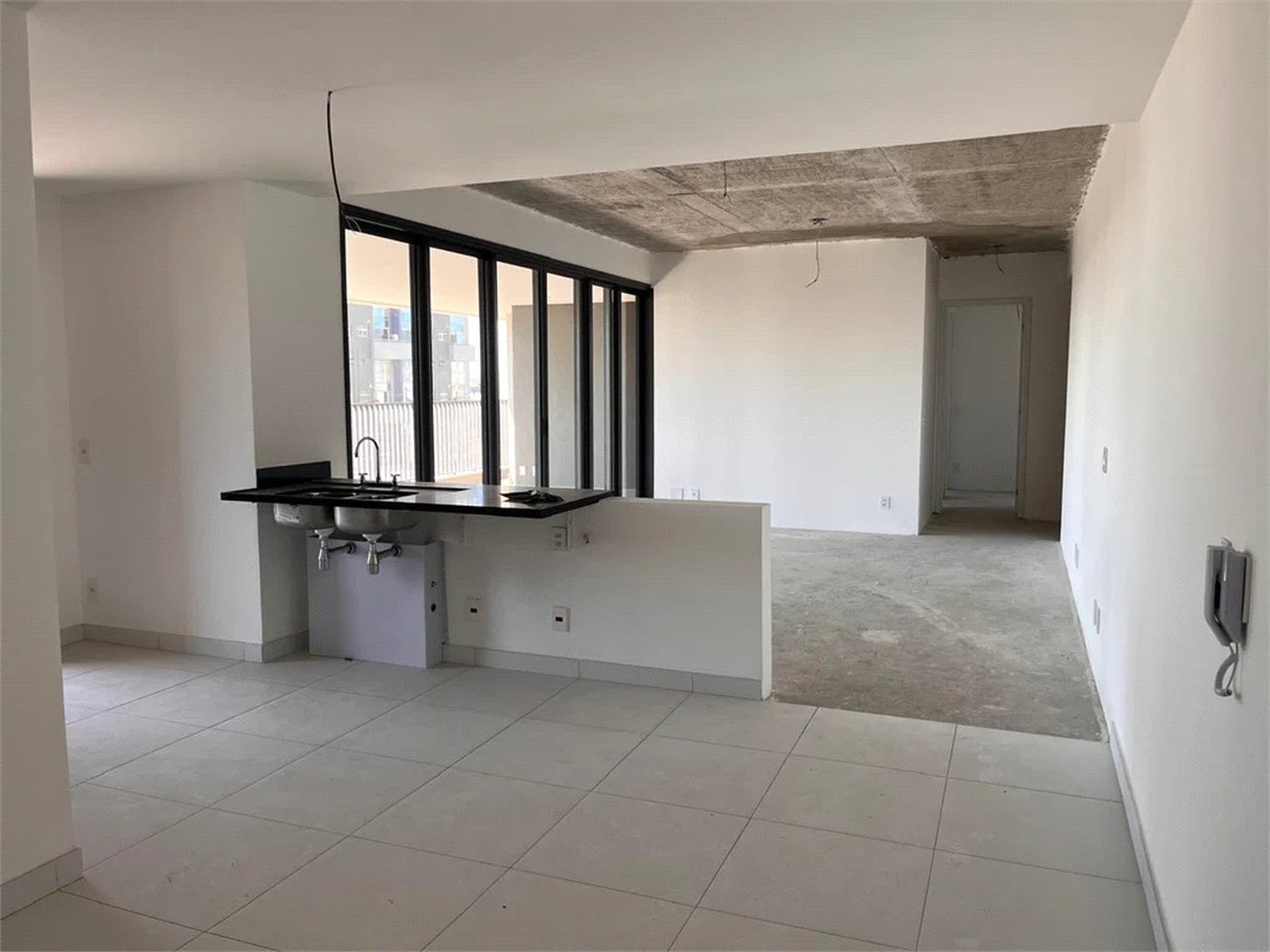 Apartamento à venda com 3 suítes em Pinheiros, São Paulo, SP