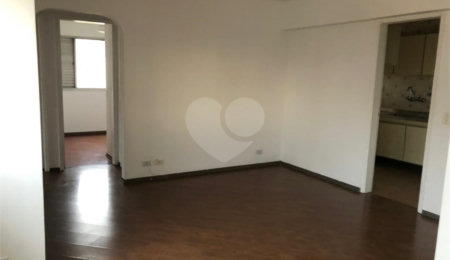 Apartamento à venda ou para alugar com 3 quartos, sendo 1 suíte,  em Alto da Lapa, São Paulo, SP