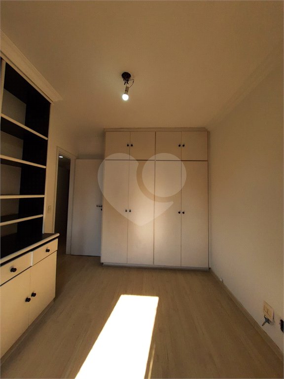 Apartamento à venda com 3 quartos, sendo 1 suíte, em Vila Andrade, São Paulo, SP