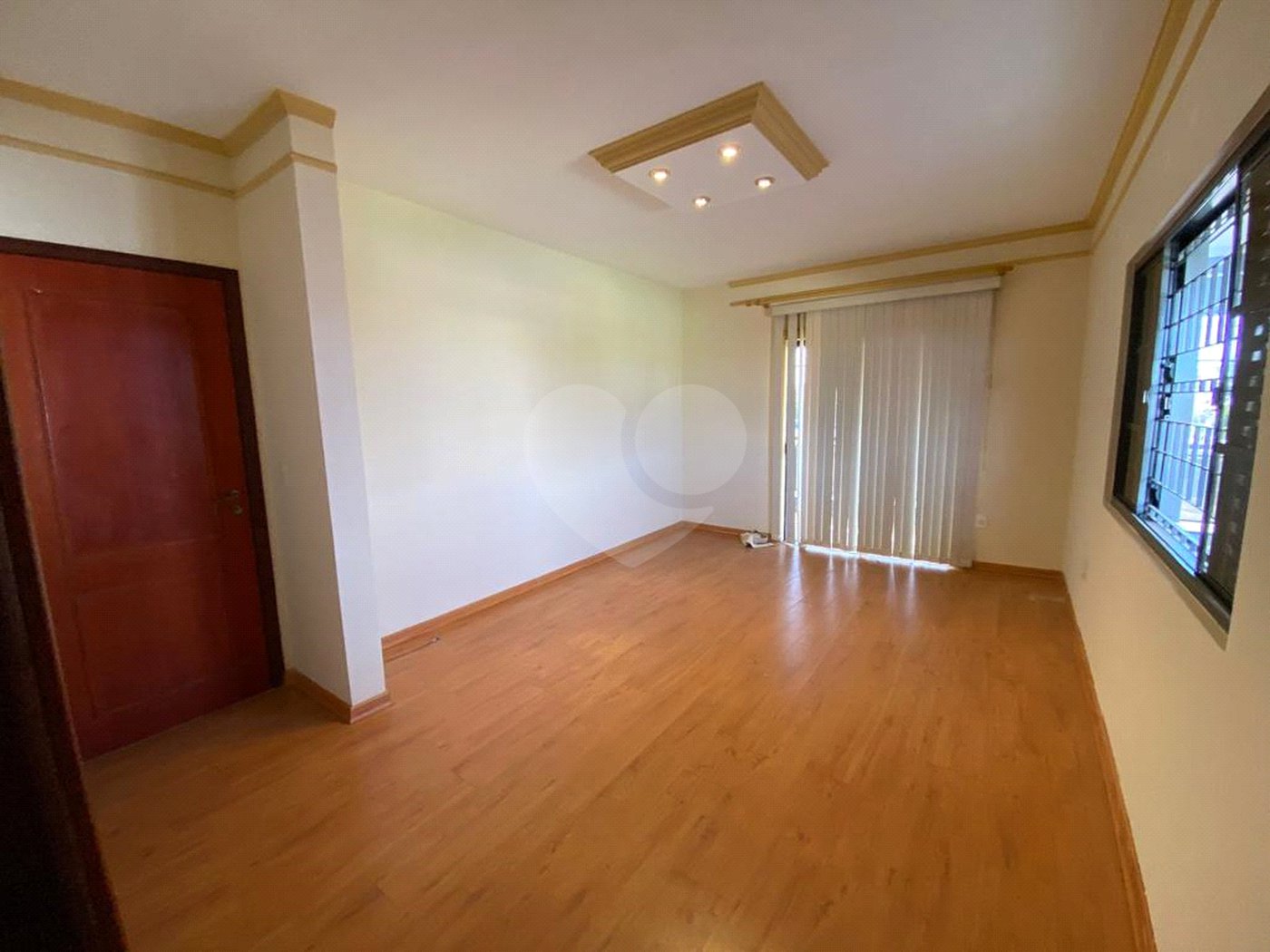 Casa no Jardim Hikare