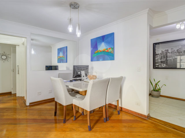 Apartamento à venda com 3 quartos, sendo 1 suíte,  em Jardim Marajoara, São Paulo, SP