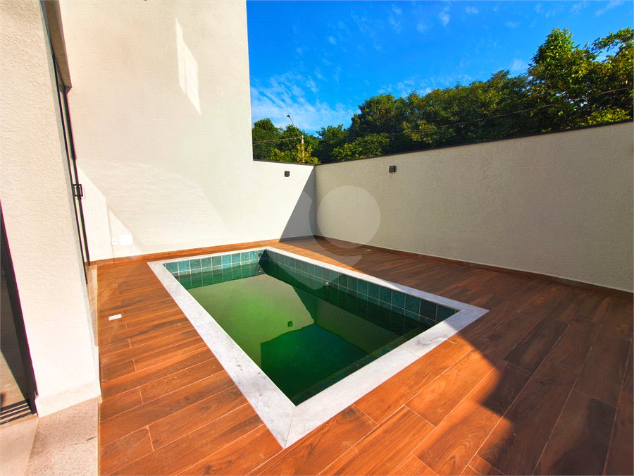 Casa à venda com 3 suítes no condomínio Terras de São Francisco, Sorocaba - SP