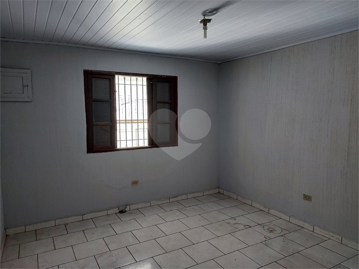 Casa à venda com 2 quartos em Jardim Porteira Grande, São Paulo, SP