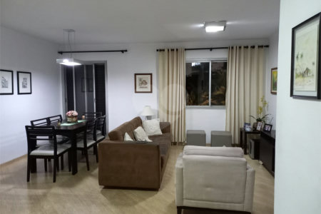 Apartamento à venda com 3 quartos em Moema, São Paulo, SP