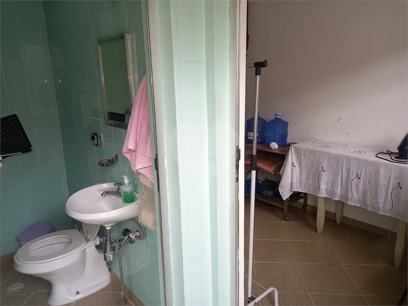 Casa à venda com 4 quartos, sendo 1 suíte, em Tremembé, São Paulo, SP