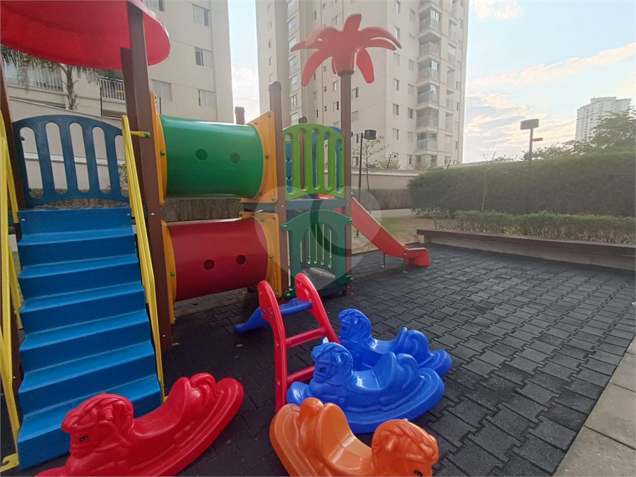 Apartamento à venda com 3 quartos, sendo 1 suíte, em Vila Leonor, Guarulhos, SP