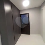 Casa à venda com 3 suítes no condomínio La Reserva Residencial, Atibaia - SP