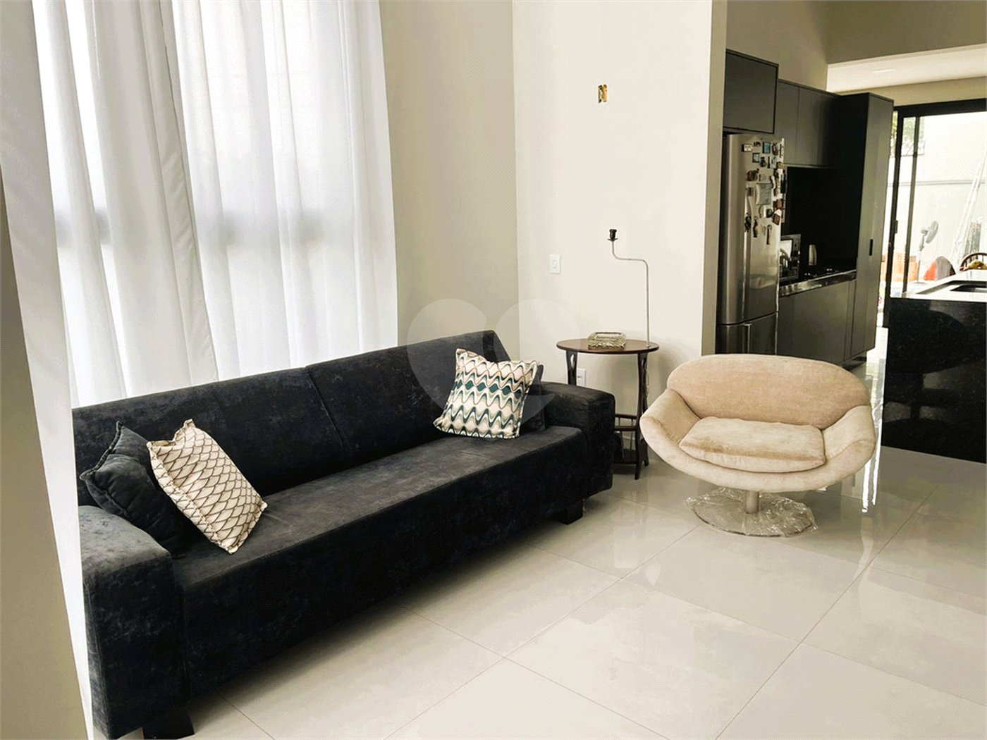 Casa à venda com 3 suítes no condomínio Residencial Le France, Sorocaba - SP
