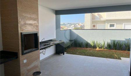 Casa à venda com 3 quartos, sendo 1 suíte,  no condomínio Phytos, Itupeva - SP