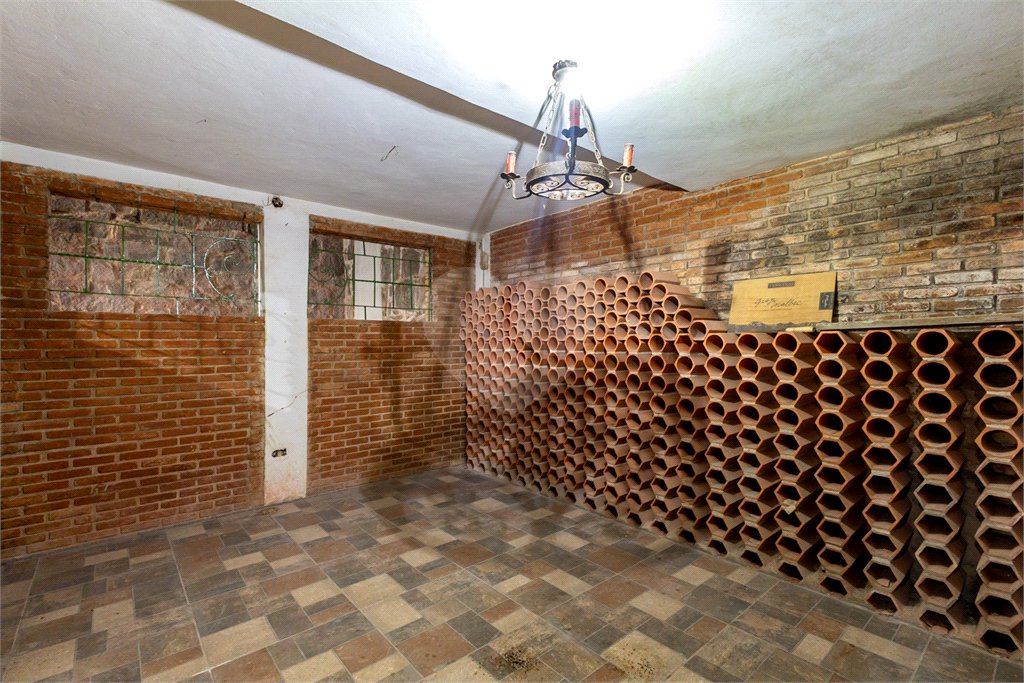 Casa à venda com 4 suítes em Jardim Londrina, São Paulo, SP
