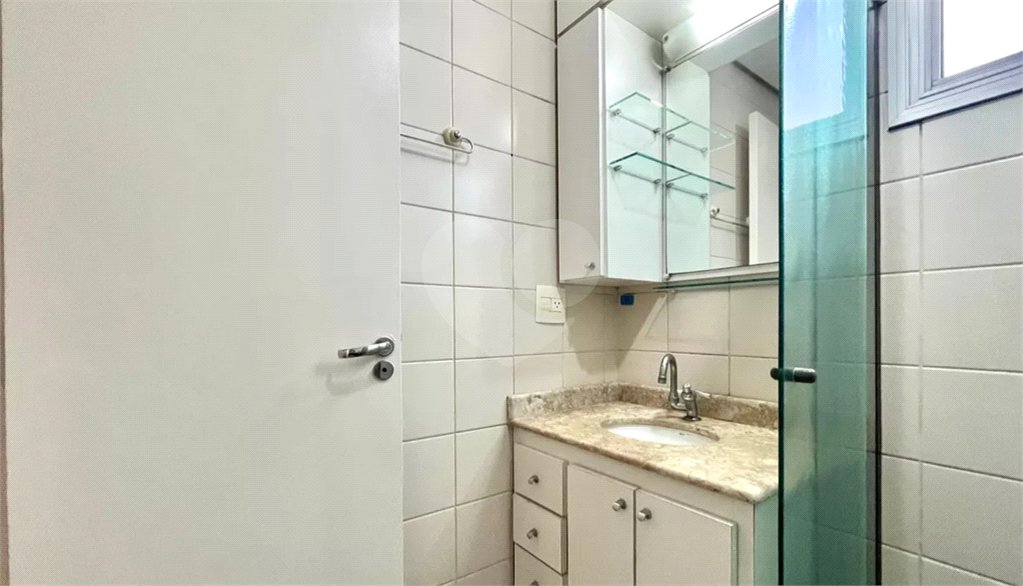 Apartamento à venda com 3 quartos, sendo 1 suíte,  em Vila Campestre, São Paulo, SP