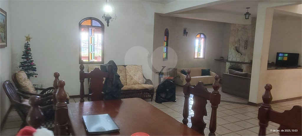 Chácara à venda com 4 quartos, sendo 3 suítes, em Campos de Atibaia, Atibaia, SP