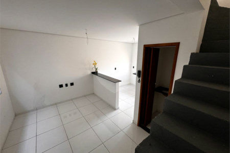Casa à venda com 2 quartos, sendo 1 suíte,  em Vila Aurora (zona Norte), São Paulo, SP