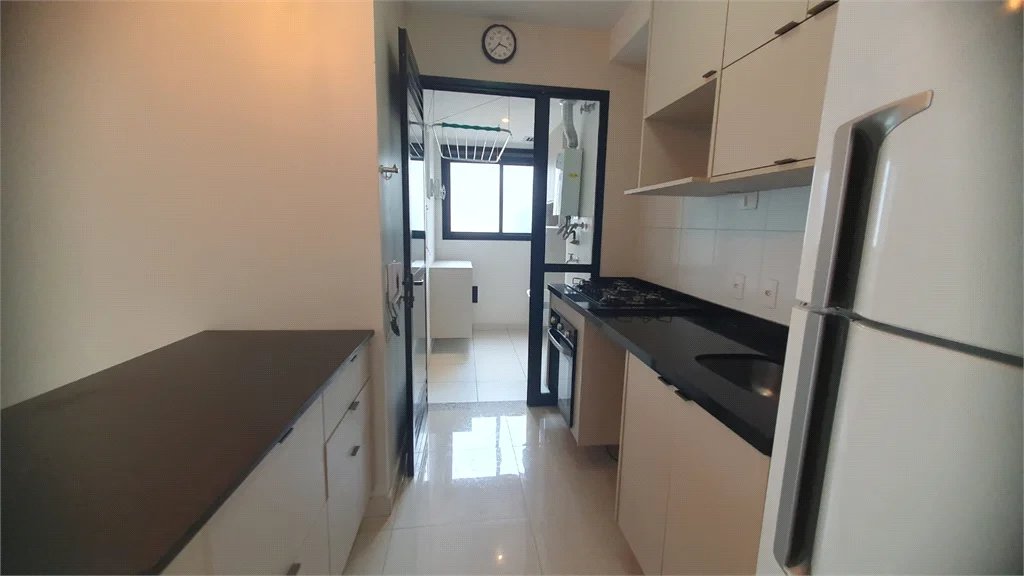 Apartamento à venda com 3 quartos, sendo 1 suíte, em Pinheiros, São Paulo, SP