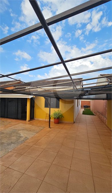 Casa à venda com 3 quartos, sendo 1 suíte, em Vila Ferroviária III, Ponta Porã, MS