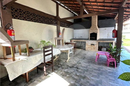 Casa em condomínio à venda com 2 quartos, sendo 1 suíte, em Ogiva, Cabo Frio, RJ