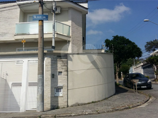 Sobrado à venda com 3 suítes em Santa Teresinha, São Paulo, SP