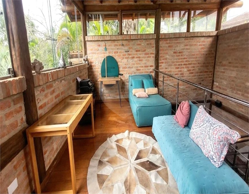 Casa à venda ou para alugar com 5 suítes no condomínio Cantareira, Mairiporã - SP