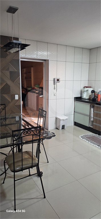 Sobrado à venda com 3 quartos, sendo 2 suítes, em Vila Aparecida, São Paulo, SP