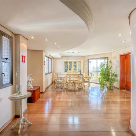 Apartamento à venda com 3 suítes em Vila Santo Estevão, São Paulo, SP