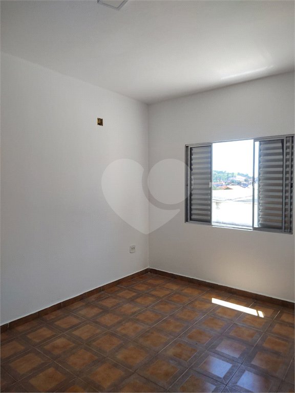 Casa à venda com 3 quartos, sendo 1 suíte,  em Jardim Cintia, Mogi das Cruzes, SP