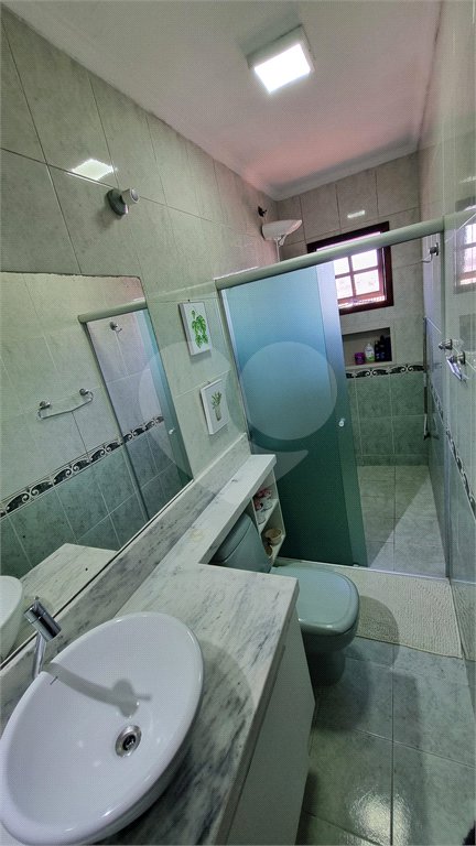 Sobrado à venda com 4 quartos, sendo 1 suíte, em Tremembé, São Paulo, SP