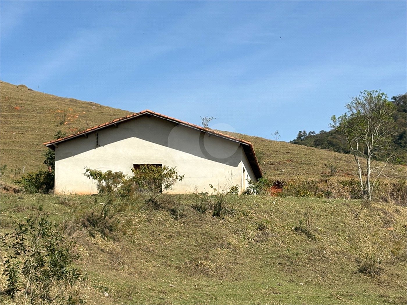 Sítio à venda com 3 suítes em Bairro do Cambará, São Roque, SP