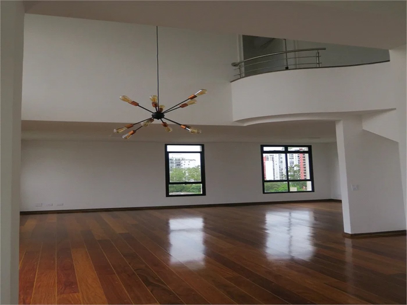 Cobertura à venda com 4 quartos, sendo 2 suítes,  em Vila Suzana, São Paulo, SP