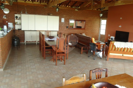 Chácara à venda com 3 quartos, sendo 1 suíte,  em Planalto Verde, São Roque, SP