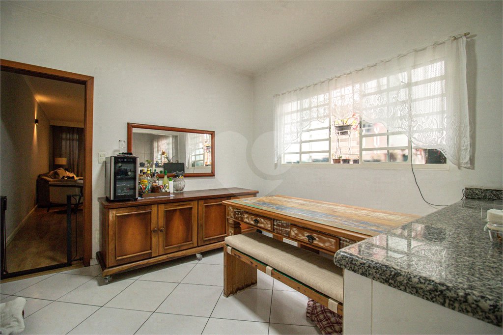 Sobrado à venda com 3 quartos, sendo 1 suíte, em Jardim Prudência, São Paulo, SP