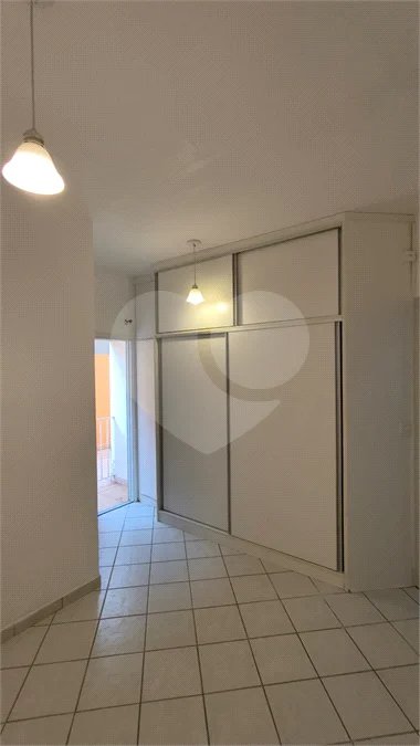Apartamento à venda com 2 quartos, sendo 1 suíte, no Centro, Vinhedo, SP