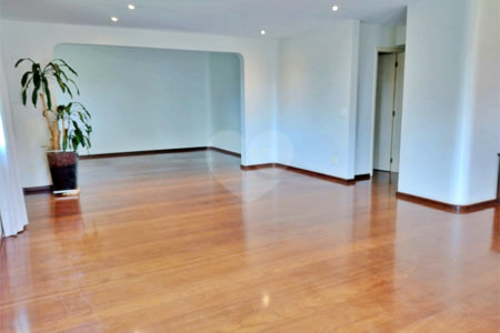 Apartamento à venda com 4 quartos, sendo 3 suítes,  em Vila Andrade, São Paulo, SP