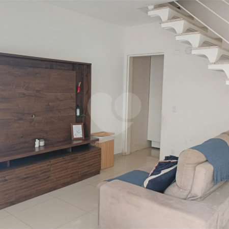 Casa à venda com 2 quartos no condomínio Cond Cesar Parque, Mogi das Cruzes - SP