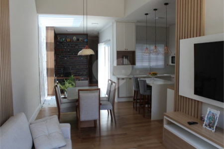 Casa à venda com 3 quartos, sendo 2 suítes, no condomínio Residencial Mantova, Indaiatuba - SP