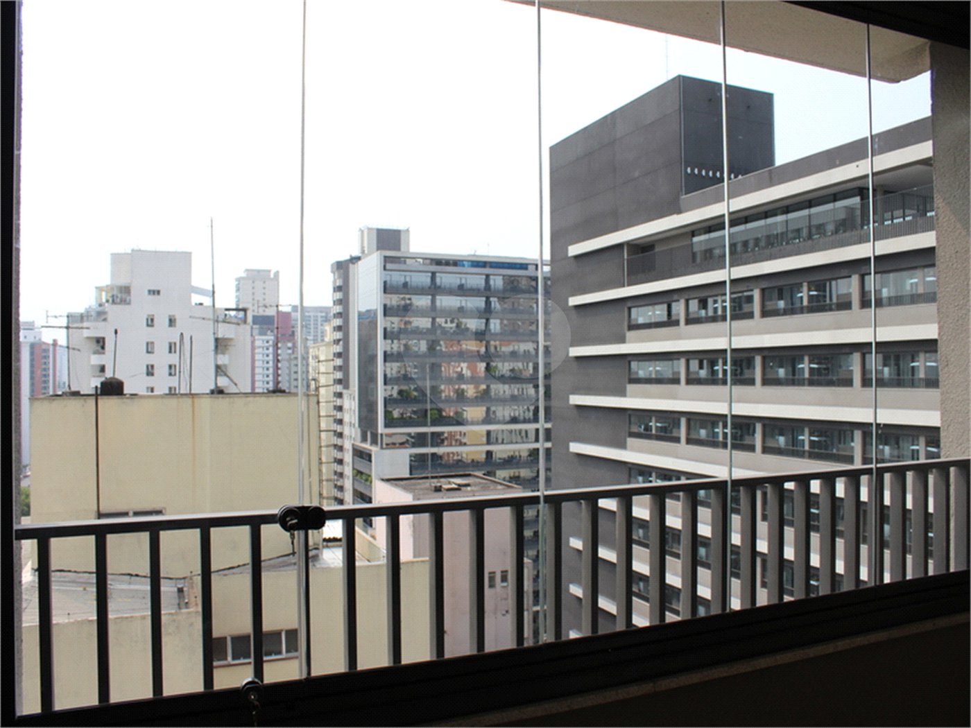 Apartamento à venda com 3 suítes em Pinheiros, São Paulo, SP