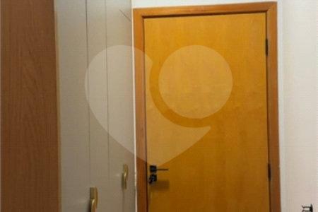 Casa à venda ou para alugar com 3 suítes no condomínio London Park, Indaiatuba - SP