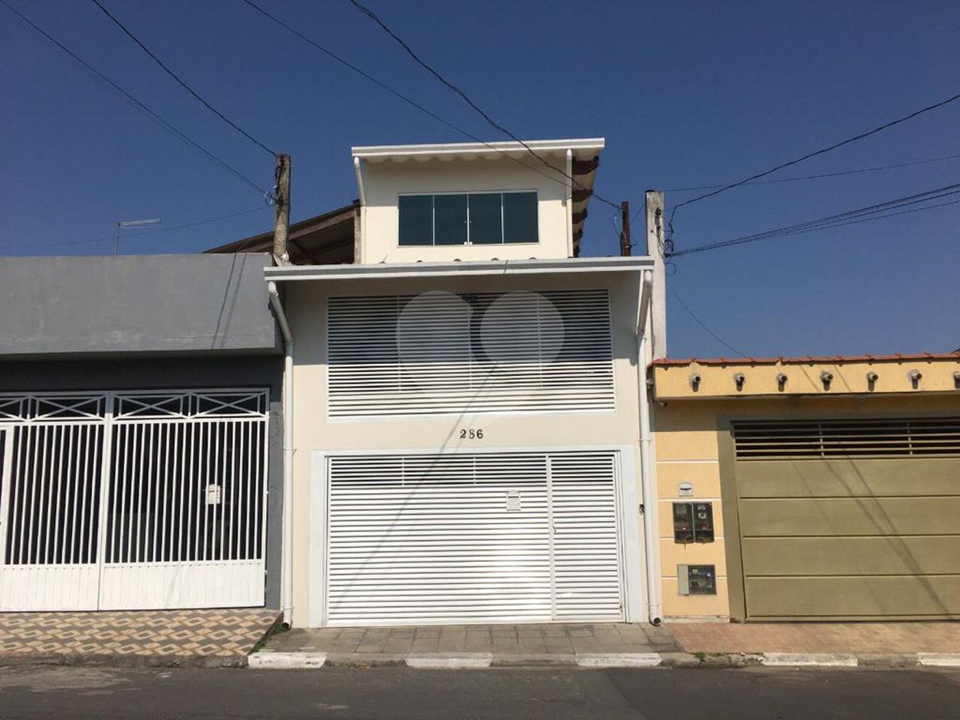 Sobrado à venda com 2 suítes em Jardim Nova Itaquá, Itaquaquecetuba, SP