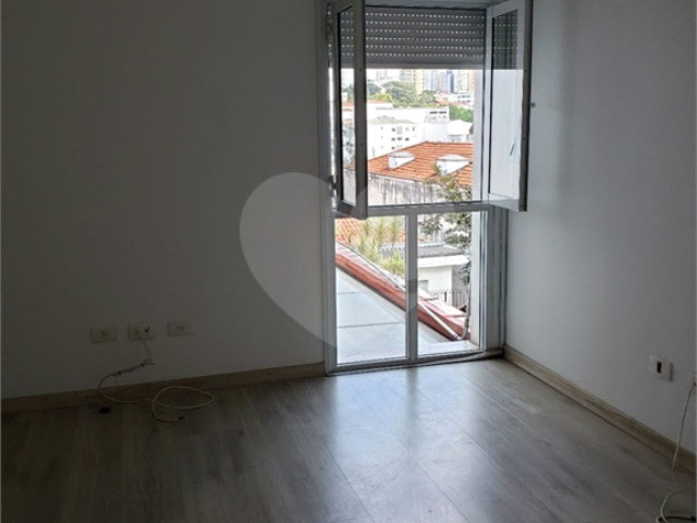 Casa à venda com 3 suítes em Santana, São Paulo, SP